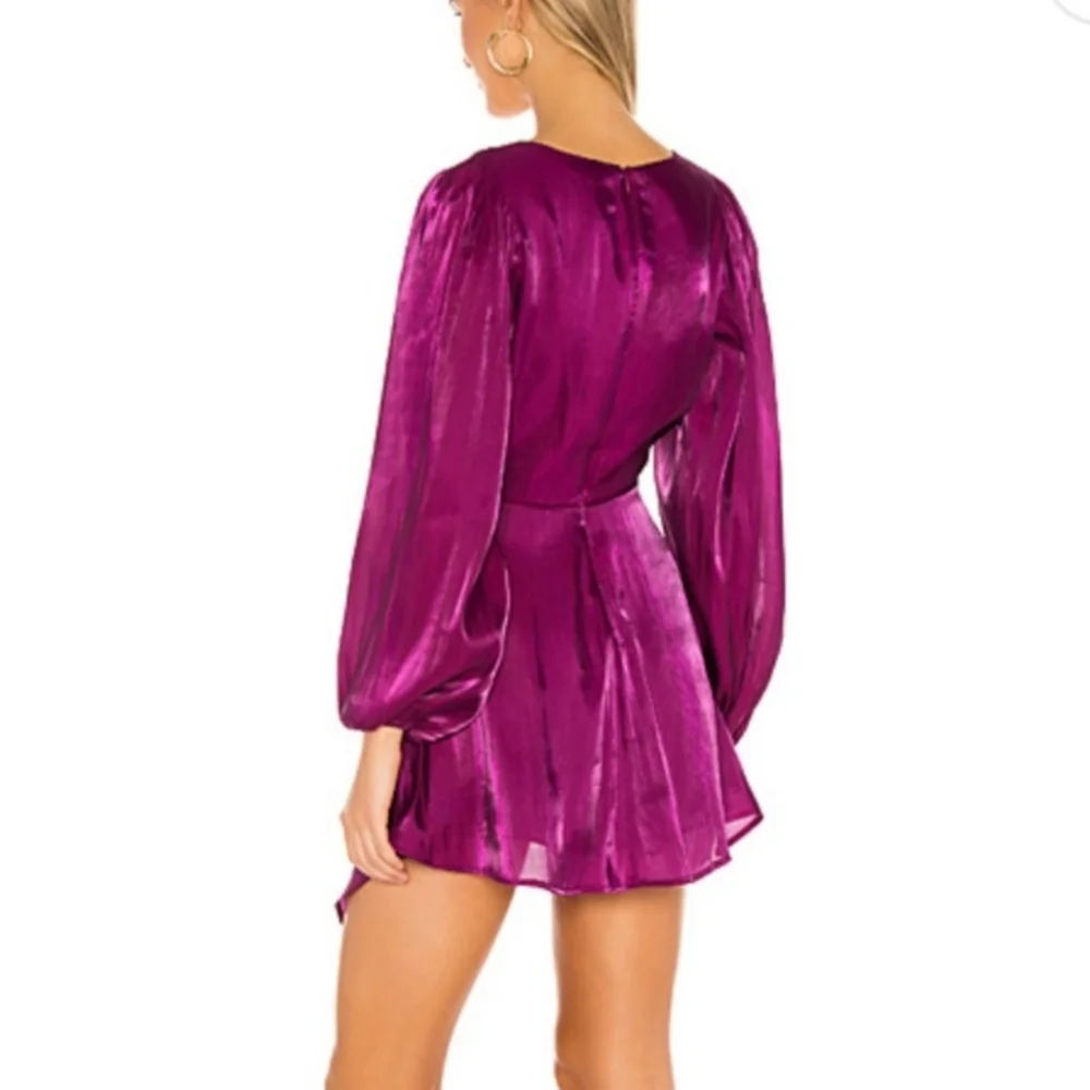 Tularosa Revolve Eliza Magenta Surplice Mini Dress Size Large Asymmetric Flirty - Picture 2 of 16